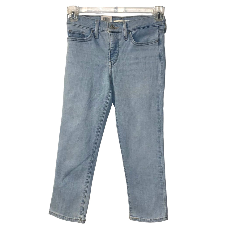 Levi's Women's 311 Shaping Skinny Capri Jeans Size 26 NEW Light Wash Slimming